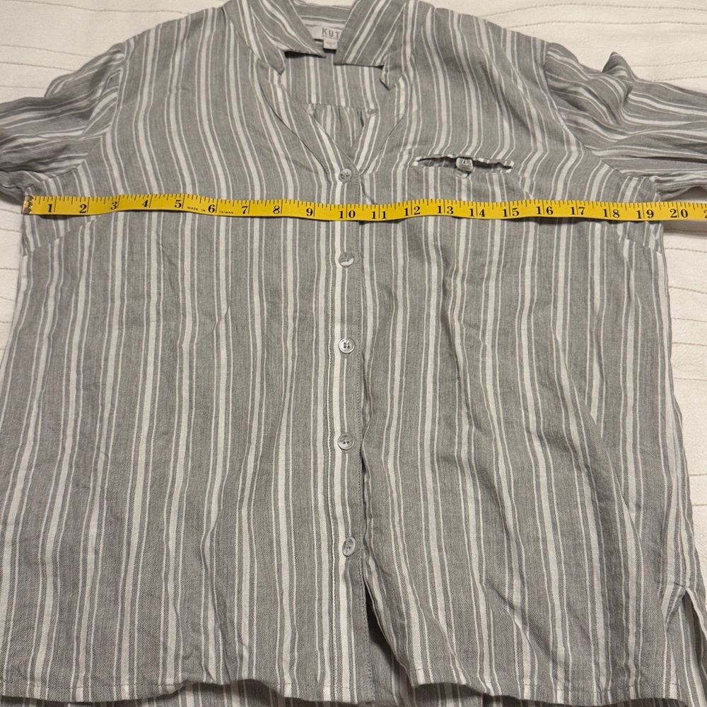 Kut from the Kloth Jasmine Roll Up Sleeve Blouse - Picture 7 of 9
